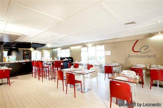 Campanile Lille - Lomme Hotel Restoran foto
