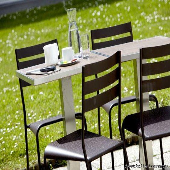 Campanile Lille - Lomme Hotel Restoran foto